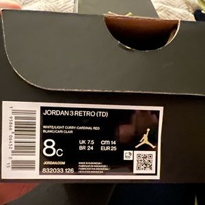 JORDAN 3 RETRO (worn once)